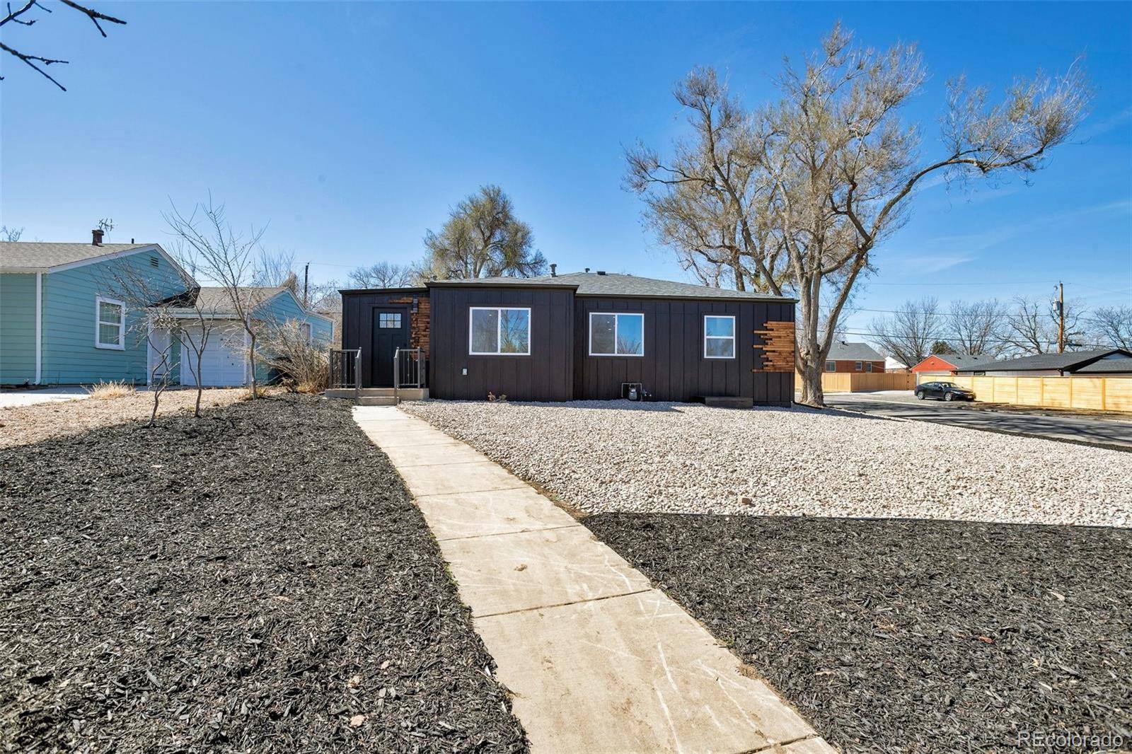 Denver, CO 80220,1285 Roslyn ST