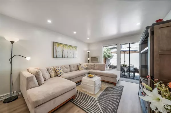 Denver, CO 80206,532 Clayton ST
