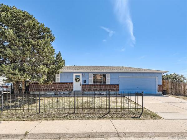 5534 Yost CT, Denver, CO 80239