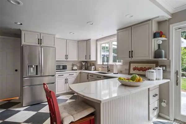 Greenwood Village, CO 80121,5890 Oak Creek LN