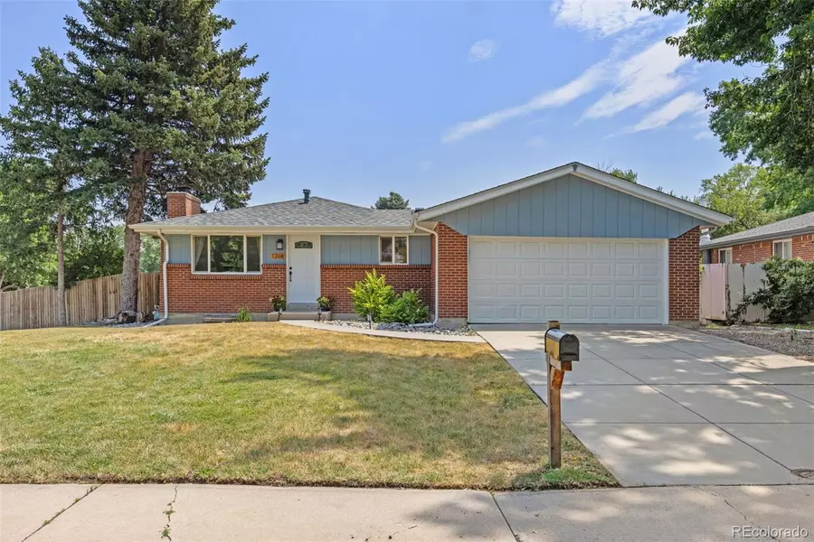 1208 S Independence ST, Lakewood, CO 80232