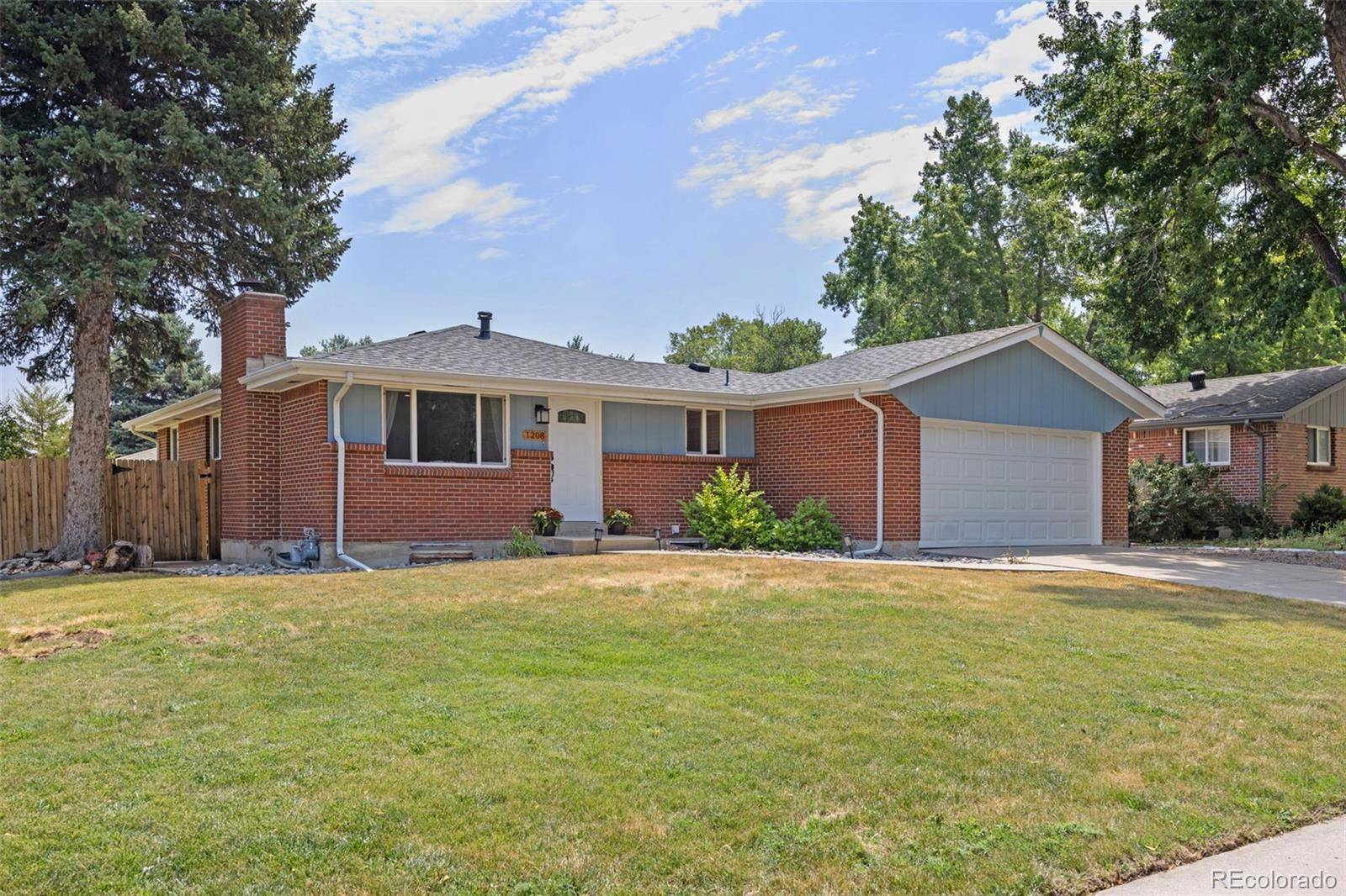 Lakewood, CO 80232,1208 S Independence ST