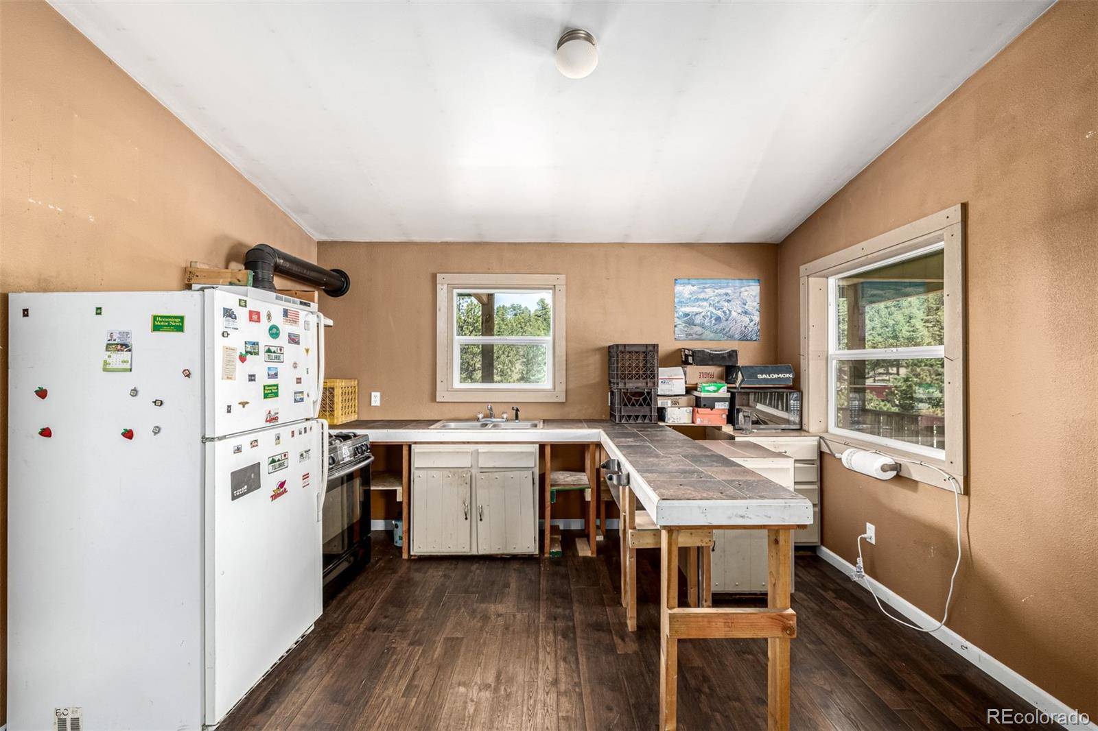 Canon City, CO 81212,435 Sourwood LN