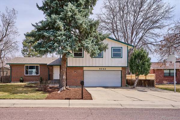 8342 Flower CT, Arvada, CO 80005