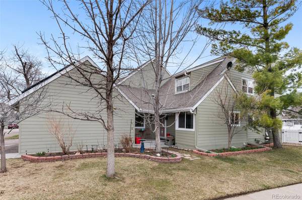 8053 S Vermejo Peak, Littleton, CO 80127