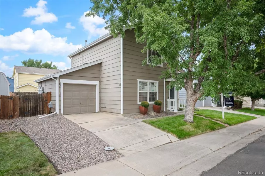 4897 E 100th LN, Thornton, CO 80229