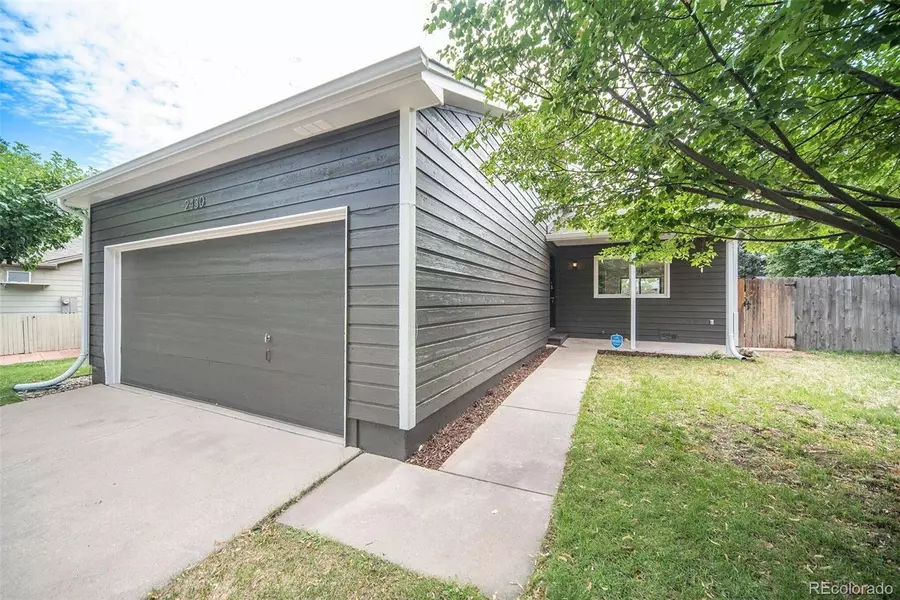 2430 Yorkshire ST, Fort Collins, CO 80526