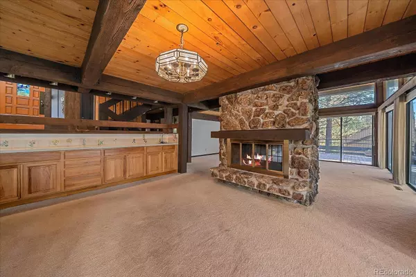 Golden, CO 80401,24276 Currant DR