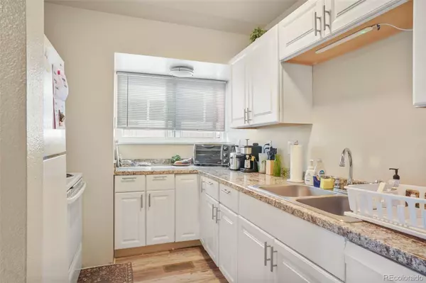 Colorado Springs, CO 80907,995 Holli Springs Lane