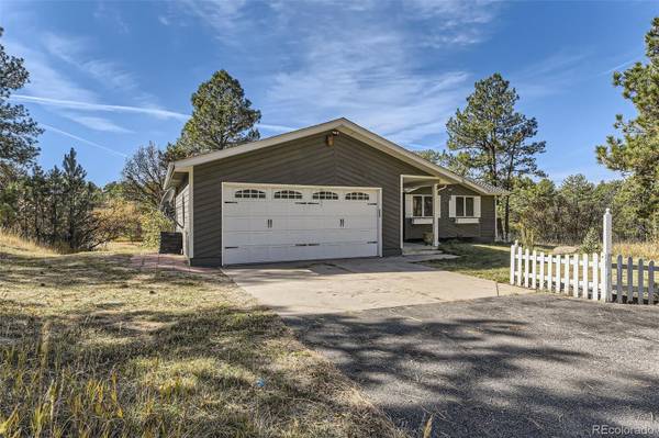 Franktown, CO 80116,667 N White Tail DR