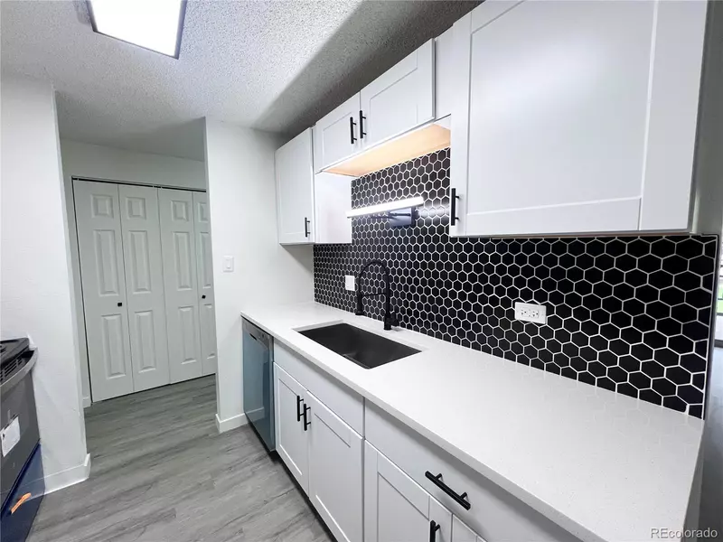 2375 S Linden CT #209, Denver, CO 80222