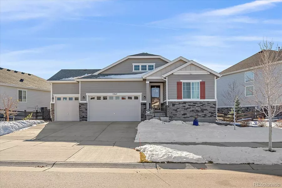 22612 E Narrowleaf CIR, Aurora, CO 80016