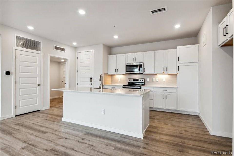 Broomfield, CO 80021,487 Interlocken BLVD #306