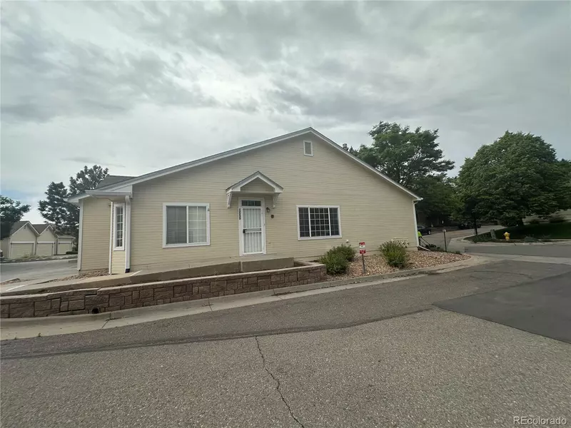 12235 E 2nd DR, Aurora, CO 80011