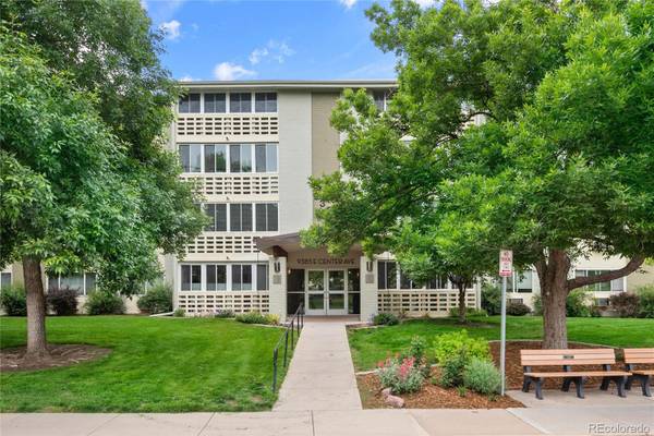 9385 E Center AVE #2C, Denver, CO 80247