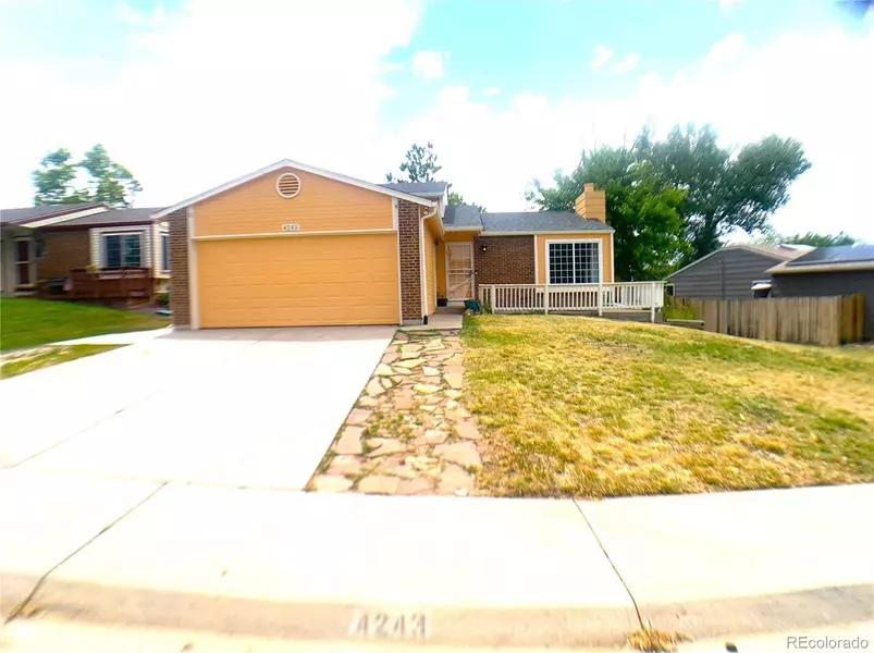 4243 S Bahama ST, Aurora, CO 80013