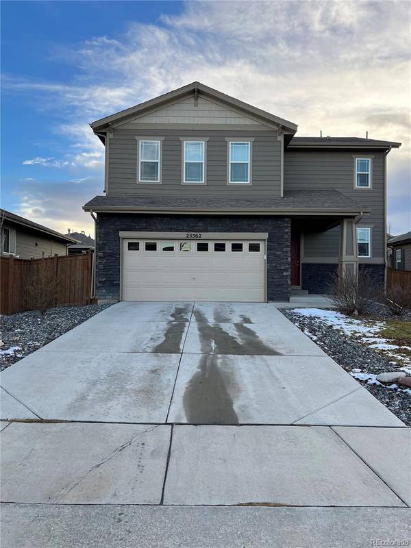 25562 E Cedar PL, Aurora, CO 80018