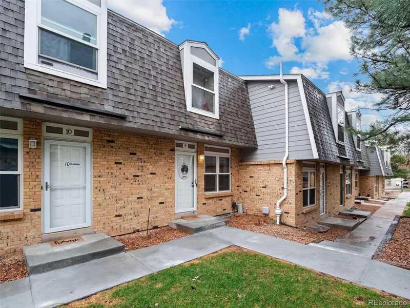 1517 S Owens ST #9, Denver, CO 80232