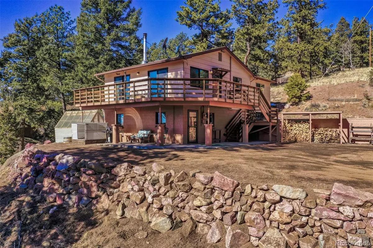 Florissant, CO 80816,892 Pinon LN