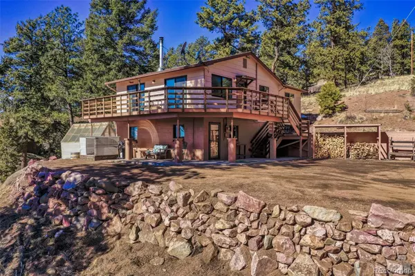 892 Pinon LN, Florissant, CO 80816