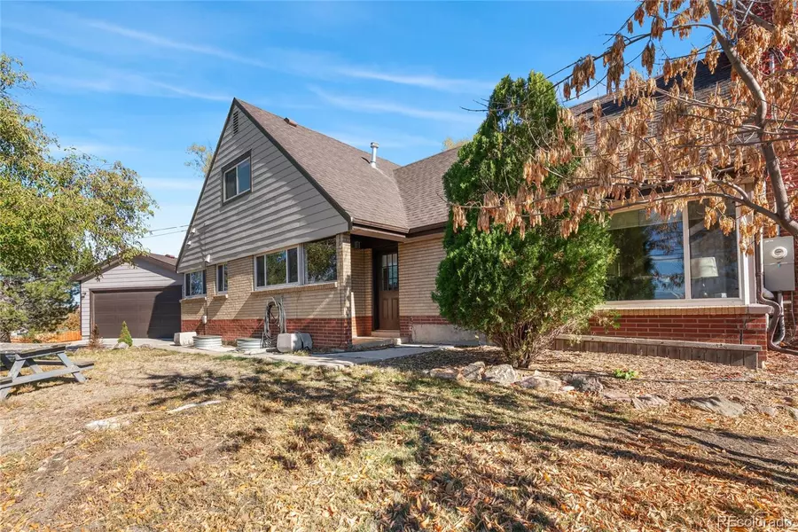 9560 W 38th AVE, Wheat Ridge, CO 80033