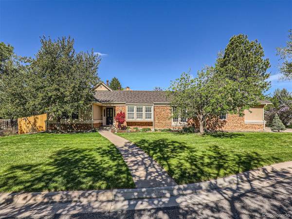 5929 S Wolff CT, Littleton, CO 80123