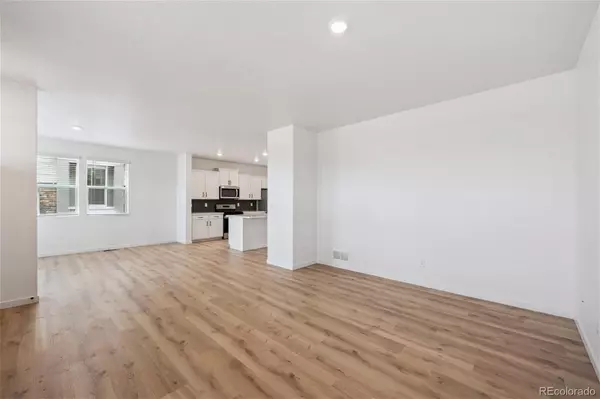 Aurora, CO 80018,22253 E 6th PL