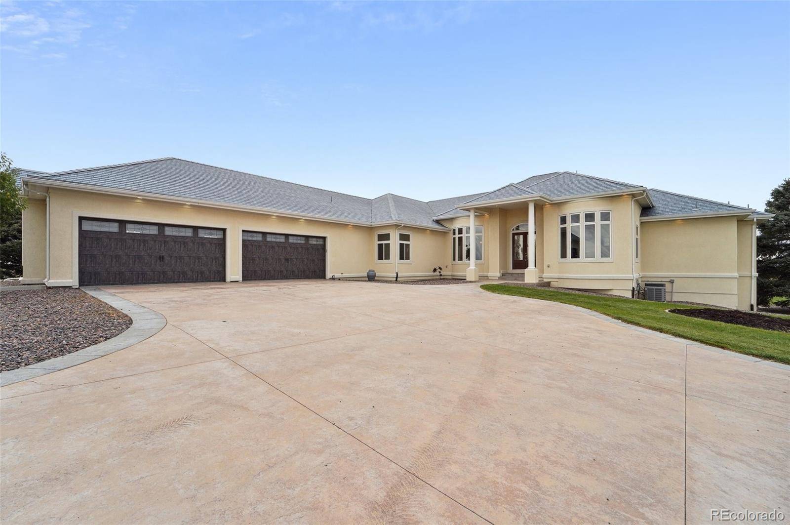 Watkins, CO 80137,8231 Quail Run RD