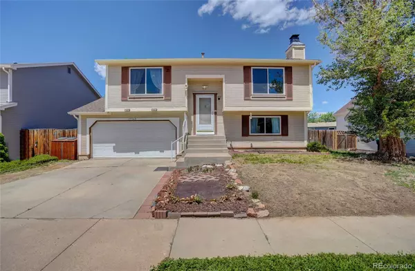 17163 E Wagontrail Pkwy, Aurora, CO 80015