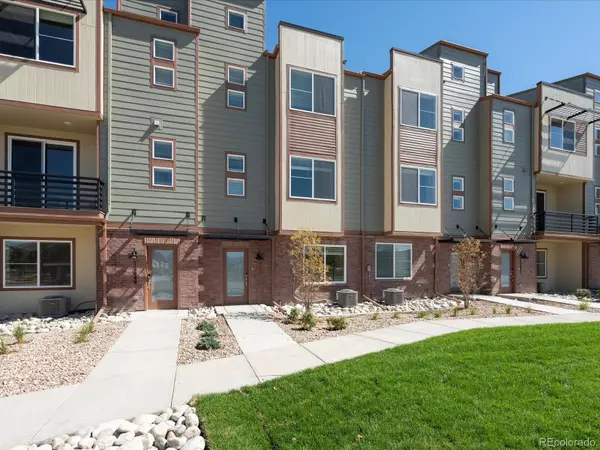 Broomfield, CO 80020,13840 Via Varra