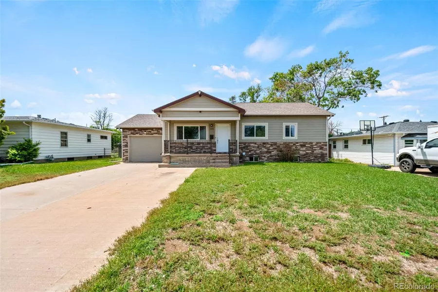 335 N 11th AVE, Brighton, CO 80601