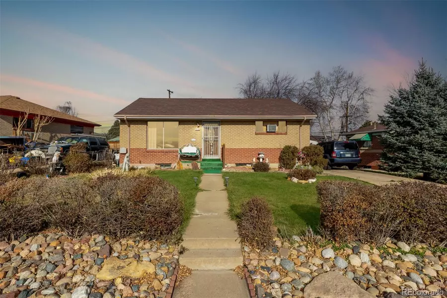 1665 Elmwood LN, Denver, CO 80221