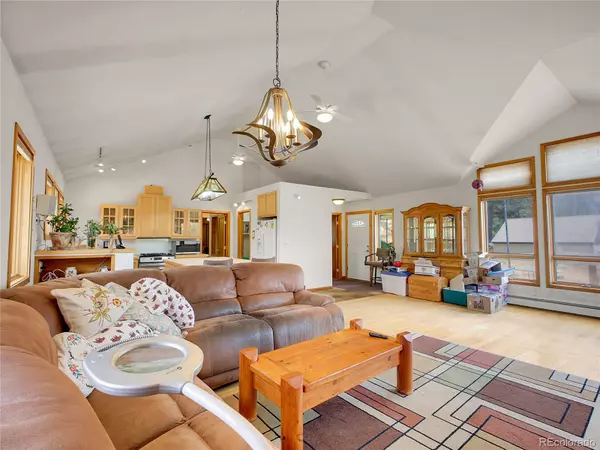 Golden, CO 80403,6094 Pyrenees TRL