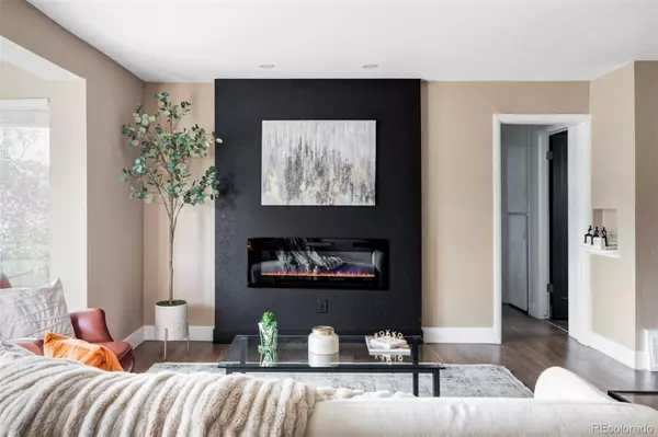 Denver, CO 80207,2941 Oneida ST
