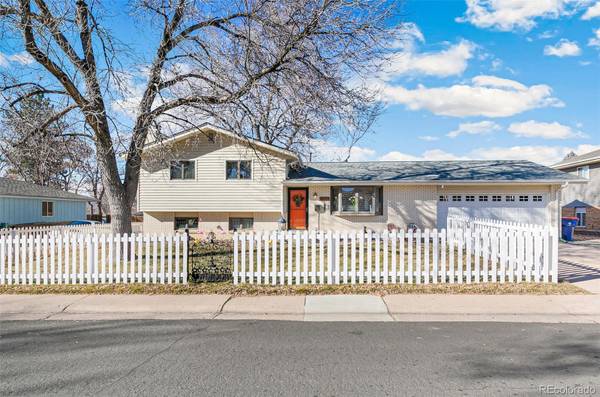 6673 S Buffalo DR, Littleton, CO 80120