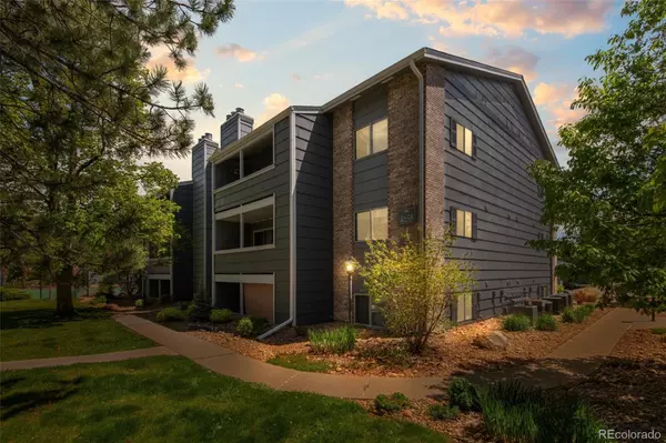 Boulder, CO 80301,4658 White Rock CIR #7