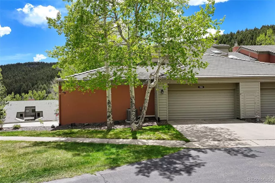 704 Ridgeside DR, Golden, CO 80401