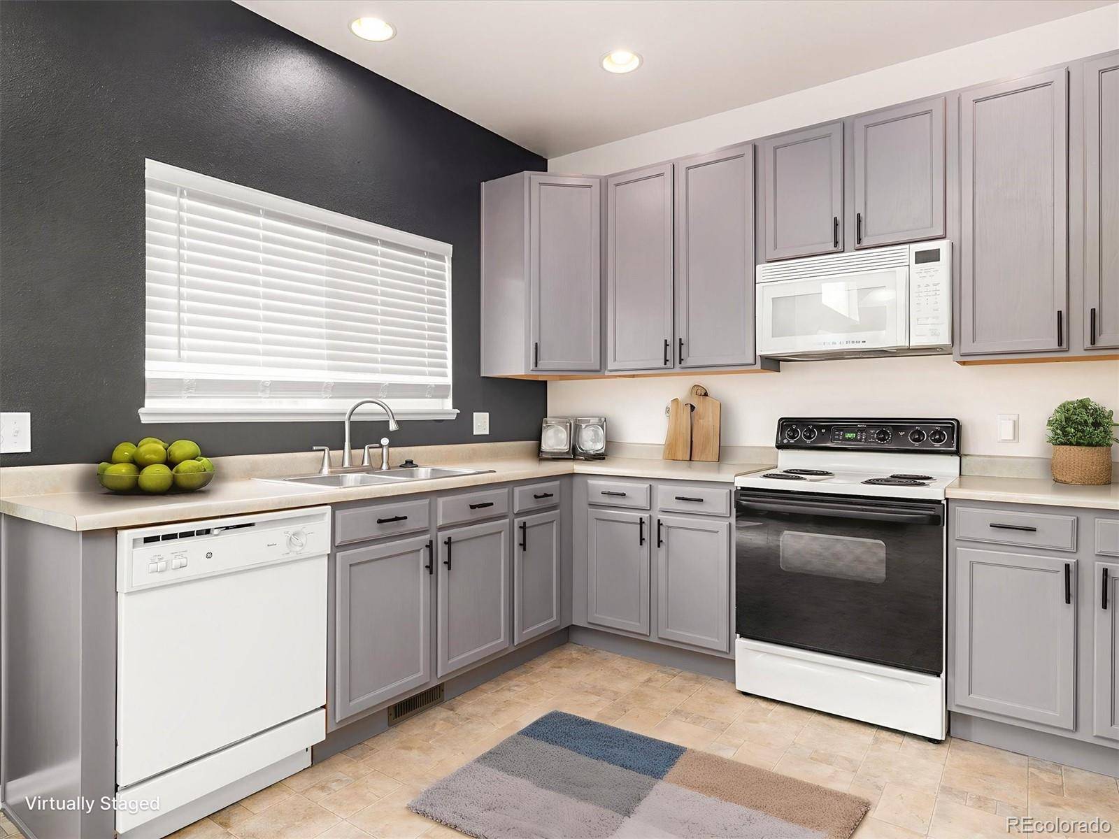 Pueblo, CO 81008,2117 Settlers DR