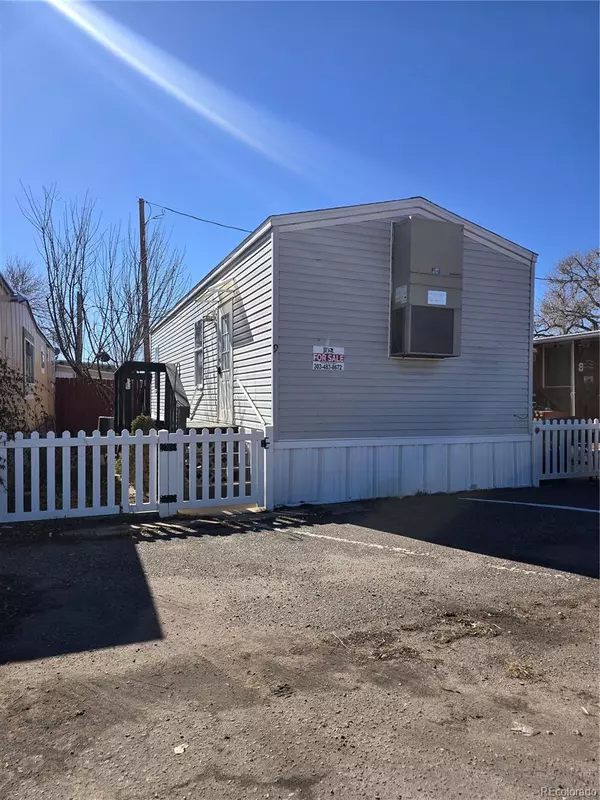 10110 E 120th AVE, Henderson, CO 80640