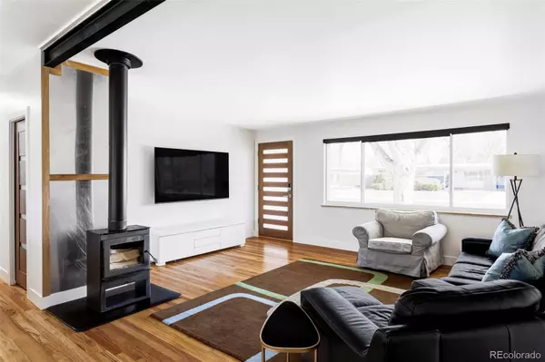 Arvada, CO 80004,5945 Dudley CT