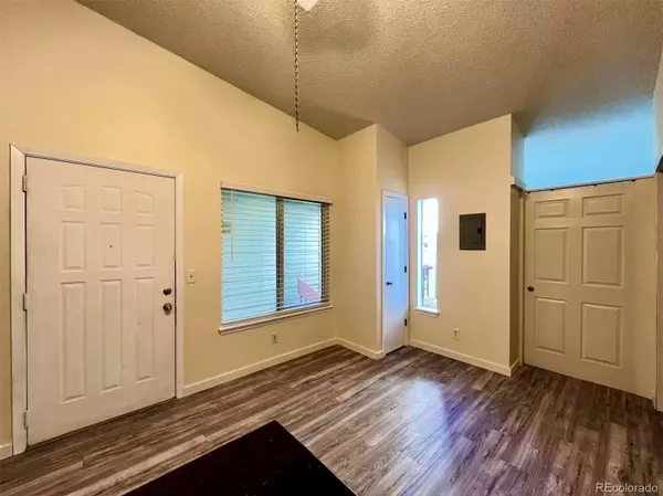 Aurora, CO 80012,909 S Dawson WAY #19