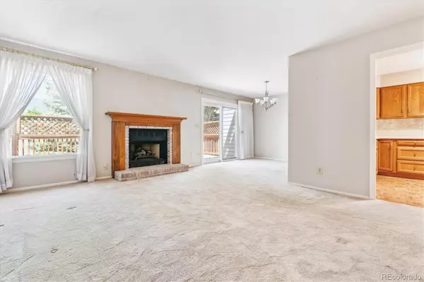 Centennial, CO 80112,6143 E Hinsdale AVE