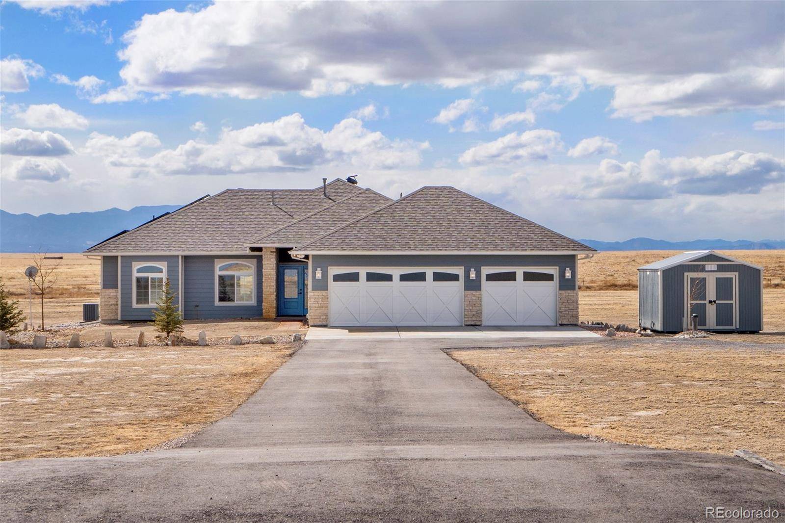 Pueblo West, CO 81007,2581 Greenhorn View DR
