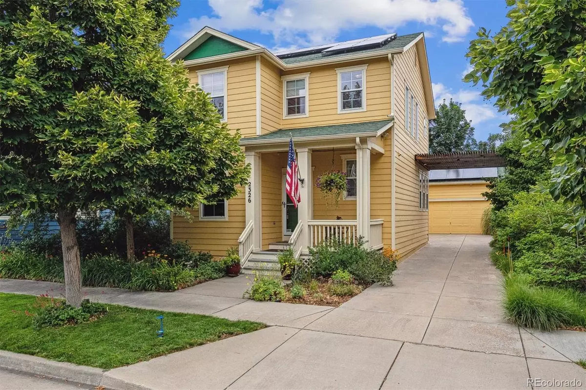 Denver, CO 80238,2326 Akron ST