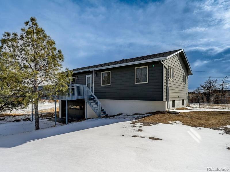 622 E Keen AVE, Byers, CO 80103