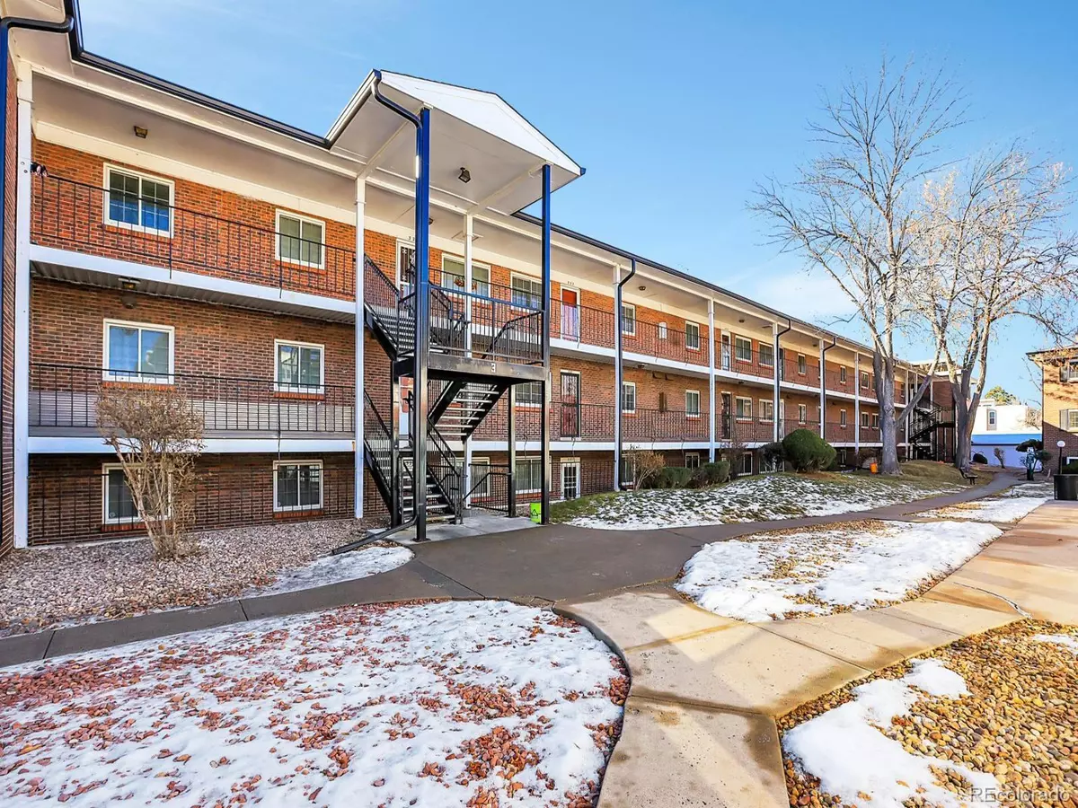 Denver, CO 80224,6800 E Tennessee AVE #341