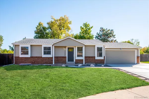 10864 W Alamo PL, Littleton, CO 80127
