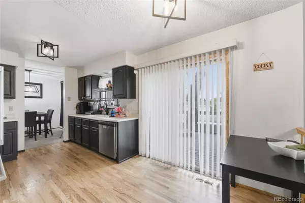 Aurora, CO 80012,1387 S Oswego CT