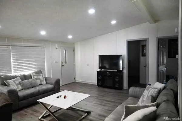 Thornton, CO 80260,1500 W Thornton Pkwy