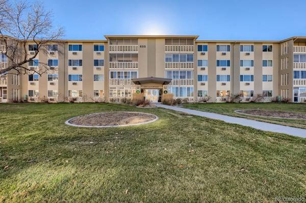 Denver, CO 80247,655 S Alton WAY #3A